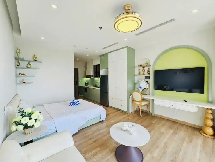 Fami Homestay Ecopark-lake view landmark studio Lustay