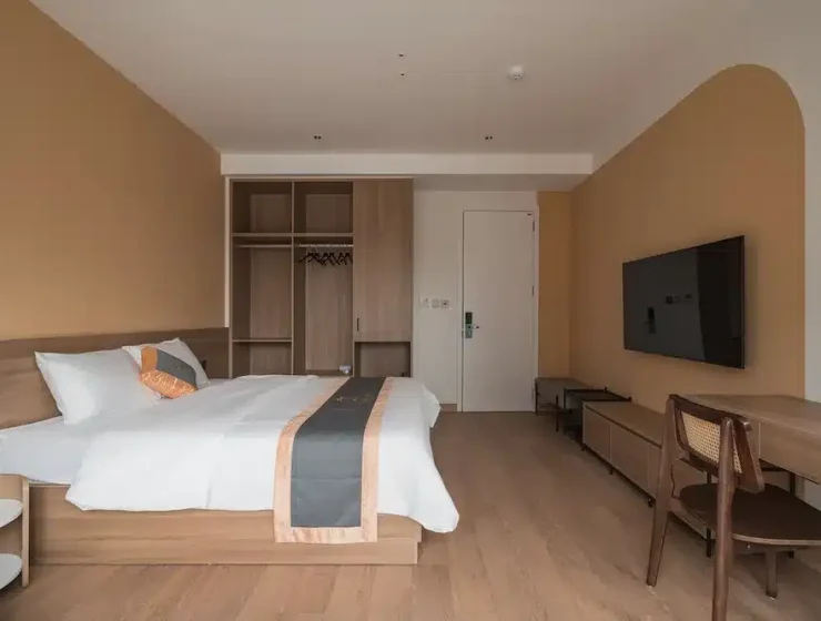 Tender Nest 204, 304, 404. Lustay